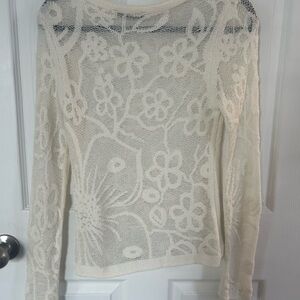 Zara floral print textured top in cream- size medium